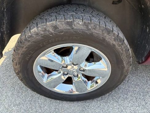 Used 2019 RAM 1500 Big Horn AWD/4WD image 14