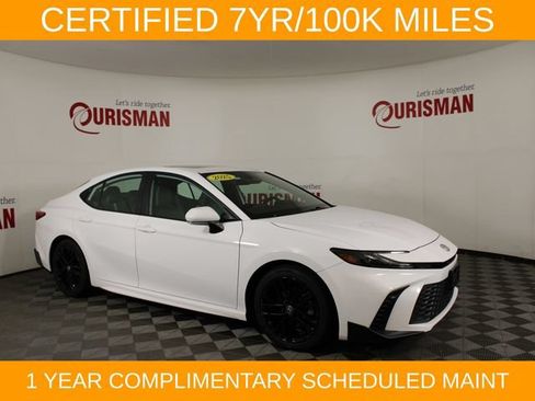 Used 2025 Toyota Camry SE w/ Convenience Package FWD image 8