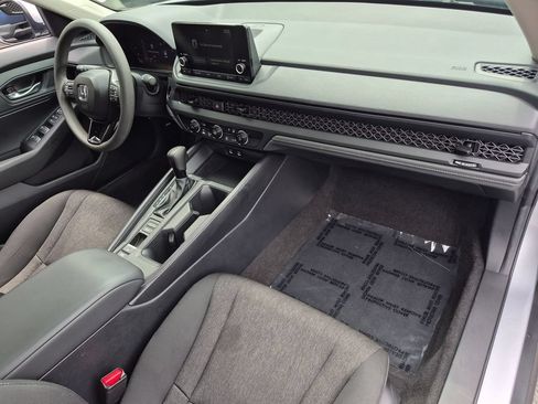 Used 2025 Honda Accord LX image 28