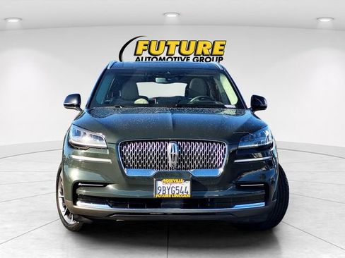 Used 2022 Lincoln Aviator Reserve image 3