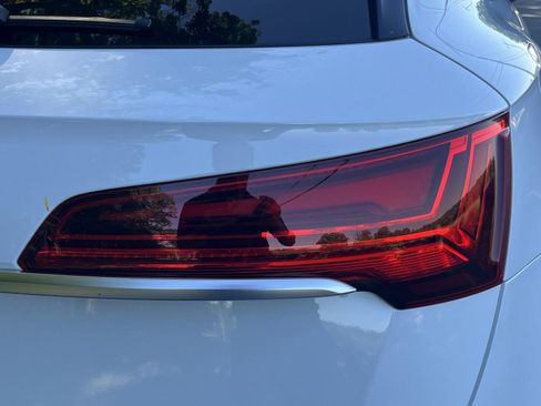 Used 2023 Audi Q5 2.0T Premium Plus w/ Premium Plus Package AWD/4WD image 30