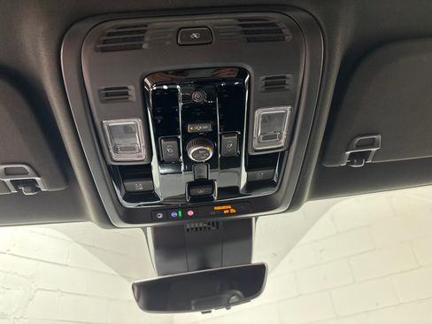 Used 2026 GMC Yukon XL AT4 Ultimate AWD/4WD image 12