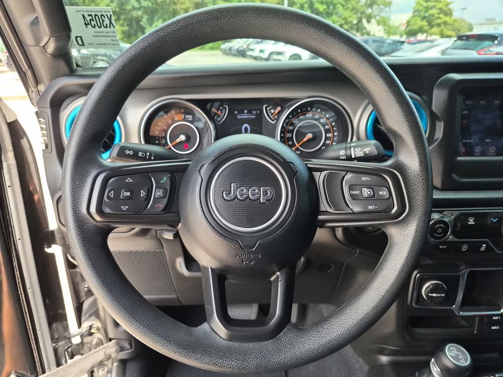 Used 2022 Jeep Wrangler Unlimited Sport AWD/4WD image 16