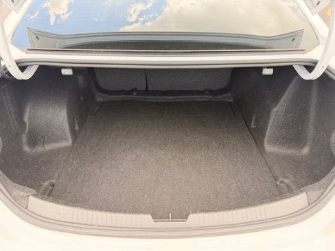Used 2024 Chevrolet Malibu LT FWD image 30