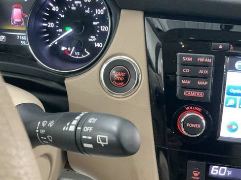Used 2015 Nissan Rogue SV w/ SV Premium Package FWD image 23