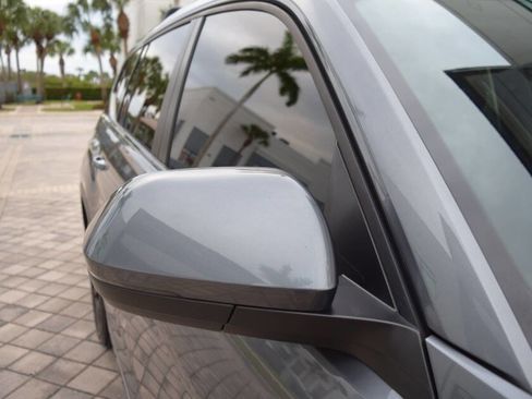 Used 2021 Volkswagen Atlas SE w/ Panoramic Sunroof Package image 32