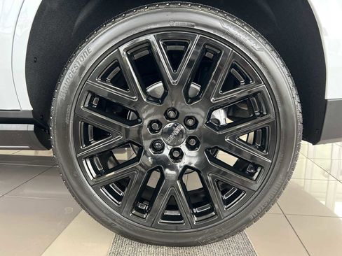New 2026 GMC Yukon Denali Ultimate AWD/4WD image 36
