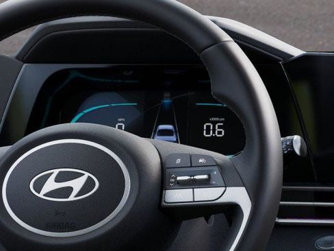 New 2026 Hyundai Elantra SEL Sport FWD image 14
