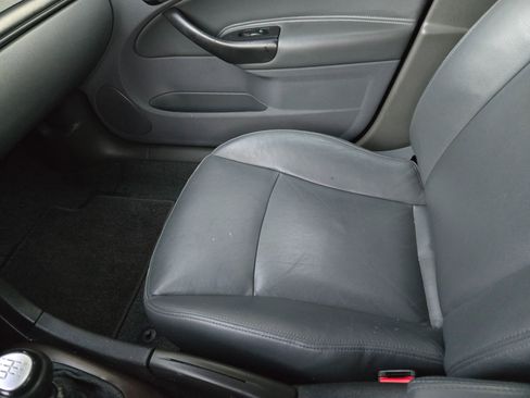 Used 2003 Saab 9-3 Arc FWD image 17
