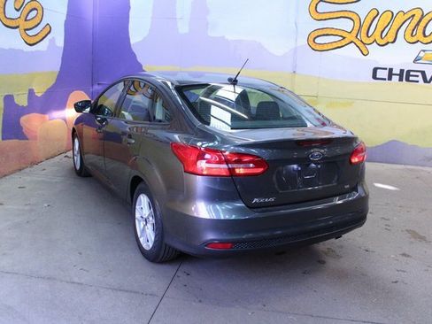Used 2018 Ford Focus SE image 6