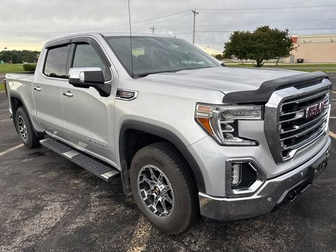 Used 2021 GMC Sierra 1500 SLT w/ SLT Premium Plus Package AWD/4WD image 3