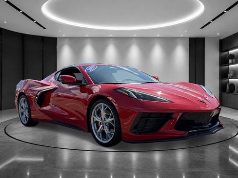 Certified 2023 Chevrolet Corvette Stingray Preferred Cpe w/ 2LT RWD image 2