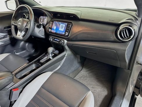 Used 2023 Nissan Kicks SR w/ SR Premium Package image 26