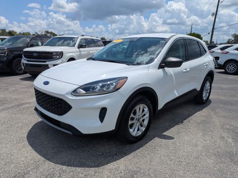 Certified 2022 Ford Escape SE AWD/4WD image 8