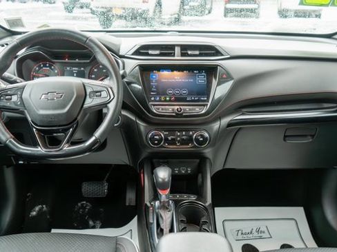 Used 2022 Chevrolet TrailBlazer RS w/ Convenience Package image 14