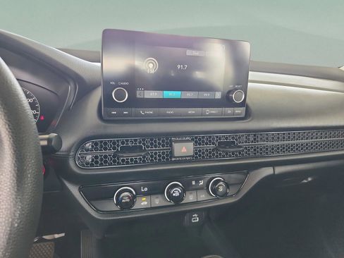 Certified 2023 Honda HR-V LX image 13