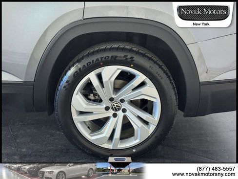 Used 2023 Volkswagen Atlas SE image 9