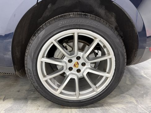 Used 2018 Porsche Macan S image 10