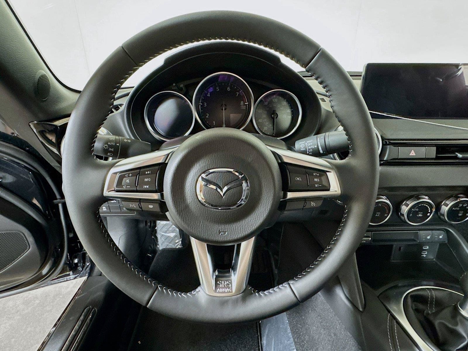 New 2026 MAZDA MX-5 Miata RF Grand Touring RWD image 6