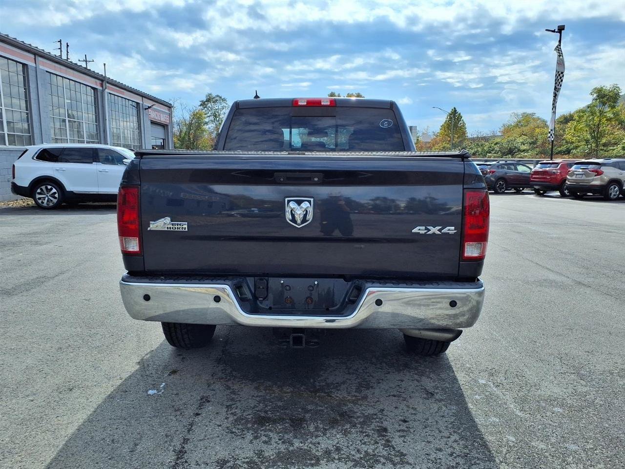 Used 2013 RAM 1500 Classic SLT w/ Big Horn Equipment Group AWD/4WD image 3