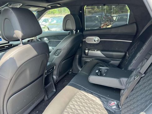 New 2025 Genesis GV60 Performance image 9