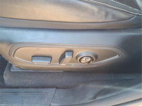 Used 2023 Jeep Grand Cherokee Limited image 13