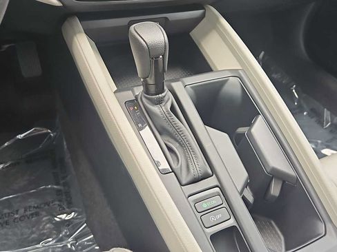 Certified 2025 Honda Accord LX image 20