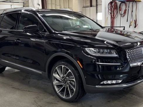 Used 2023 Lincoln Nautilus Reserve w/ Equipment Group 202A image 3