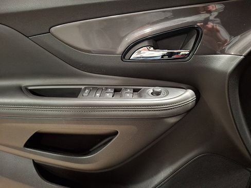 Certified 2022 Buick Encore Preferred w/ Safety Package image 15