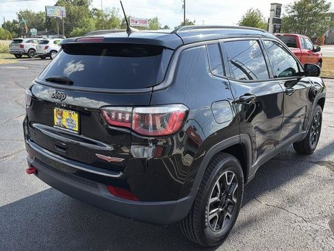 Used 2019 Jeep Compass Trailhawk AWD/4WD image 8