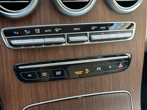 Used 2021 Mercedes-Benz GLC 300 image 19