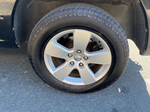 Used 2010 Dodge Ram 1500 Truck SLT w/ Big Horn Regional Pkg image 15