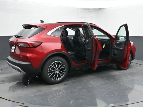 New 2026 Ford Escape SE image 60