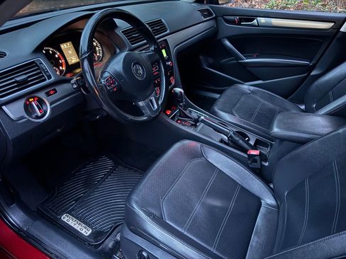 Used 2015 Volkswagen Passat 1.8T S image 13