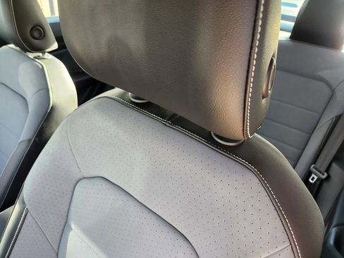 New 2026 Volkswagen Jetta SE FWD image 5