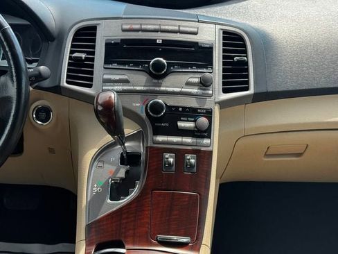 Used 2009 Toyota Venza FWD image 21
