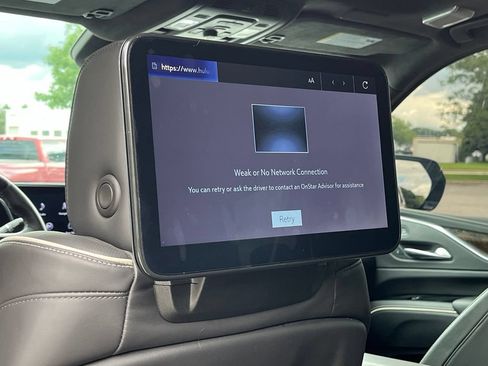 Used 2024 Cadillac Escalade Sport Platinum w/ LPO, ONYX Package AWD/4WD image 23