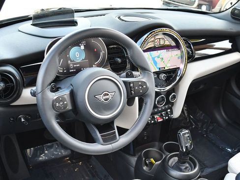 Used 2024 MINI Cooper S FWD image 63