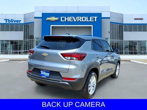 Used 2026 Chevrolet TrailBlazer LS w/ LS Convenience Package FWD image 4