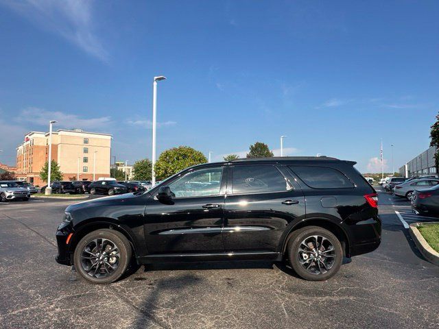 Used 2025 Dodge Durango GT w/ Blacktop Package AWD/4WD image 7