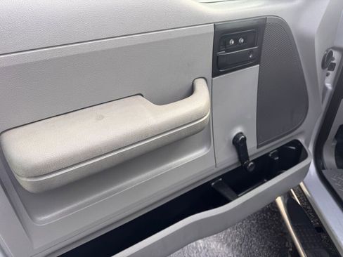 Used 2004 Ford F150 XL RWD image 15
