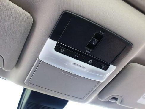 Certified 2025 Nissan Altima 2.5 SV w/ SV Premium Package FWD image 17