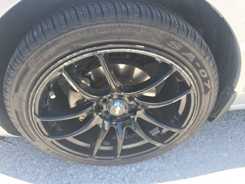 Used 2020 Hyundai Elantra GT FWD image 21