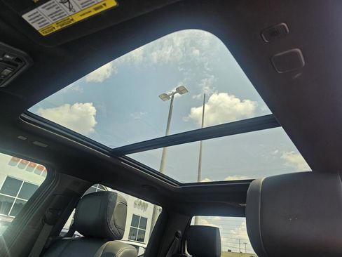 Used 2022 Toyota Tundra Platinum image 24