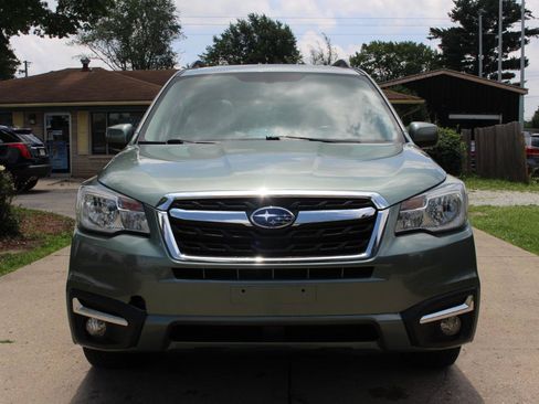 Used 2017 Subaru Forester 2.5i Limited AWD/4WD image 3