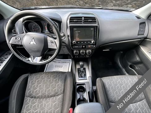 Used 2020 Mitsubishi Outlander Sport SE FWD image 14