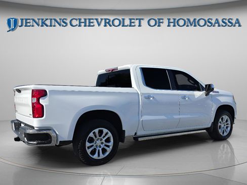 Used 2022 Chevrolet Silverado 1500 LTZ image 4