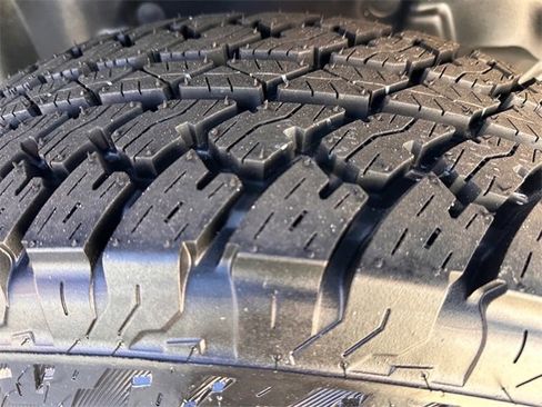 Used 2021 Jeep Wrangler Unlimited Sport image 26