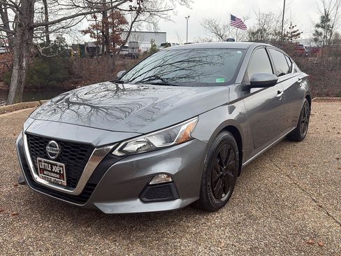 Used 2019 Nissan Altima 2.5 S image 11