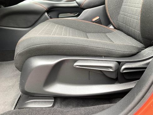 Certified 2024 Honda HR-V Sport image 37